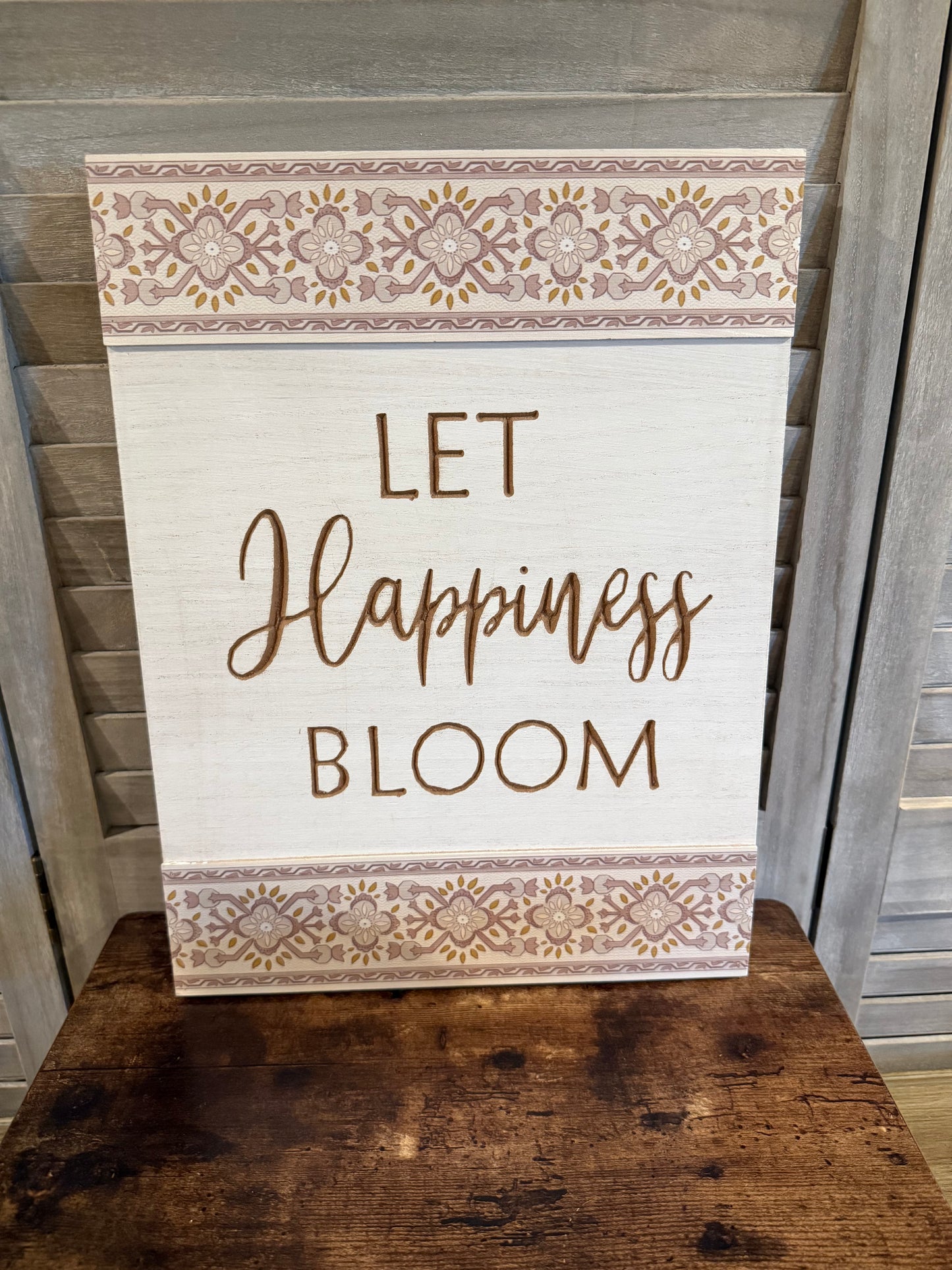 “Let Happiness Bloom” Boho Floral Wood Sign – Uplifting Wall Decor