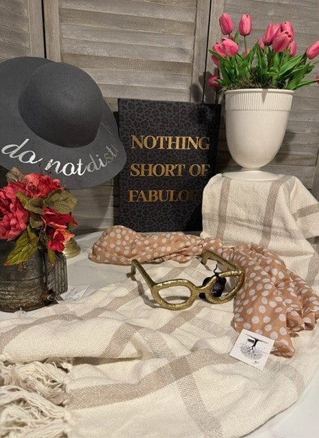 Black “Do Not Disturb” Wide Brim Floppy Hat – Glam Sun Hat with Metallic Script