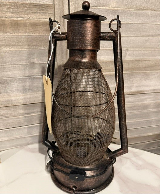 Vintage-Inspired Electric Lantern – Rustic Metal Accent Light