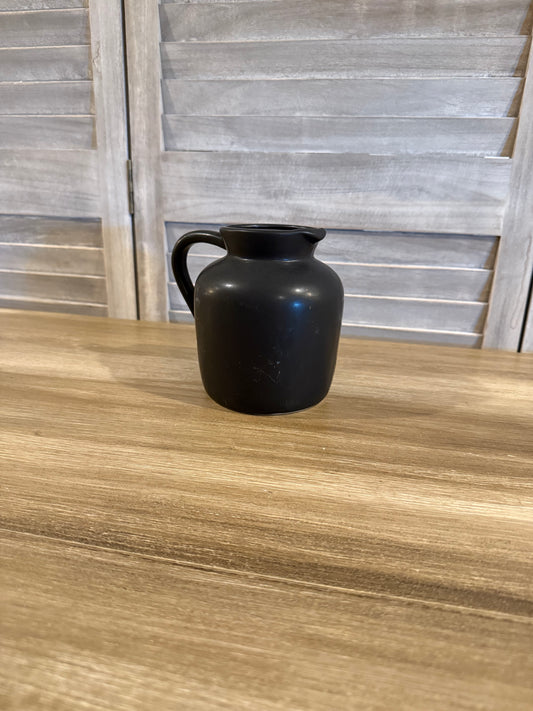 Matte Black Ceramic Pitcher – Rustic Farmhouse Table Decor