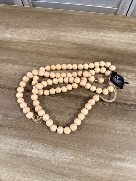 Natural Wood Bead Garland – Farmhouse Decorative Accent with Jute Tassel