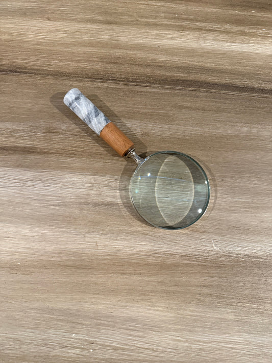 Vintage-Inspired Magnifying Glass with Marble and Wood Handle