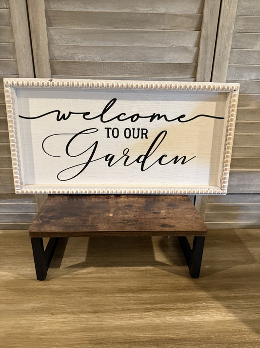 Welcome to Our Garden Sign – Rustic Framed Outdoor Wall Décor for Porch or Patio